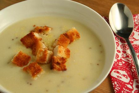 Холодный суп с плавленым сыром