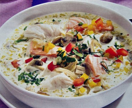 Рыбный пикантный суп