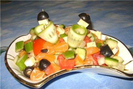 Овощной салат с мандаринами