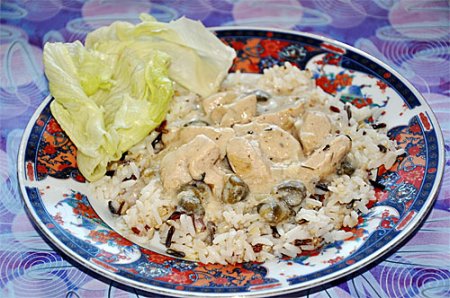Индейка отварная с рисом под белым соусом